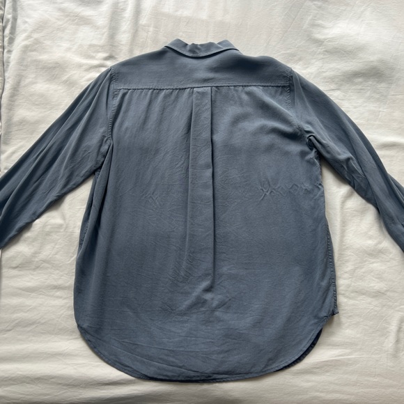 Everlane The Washable Silk Relaxed Shirt - Picture 2 of 3